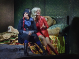 Nancy Brilli e Chiara Noschese in "Manola" al Teatro Parioli di Roma